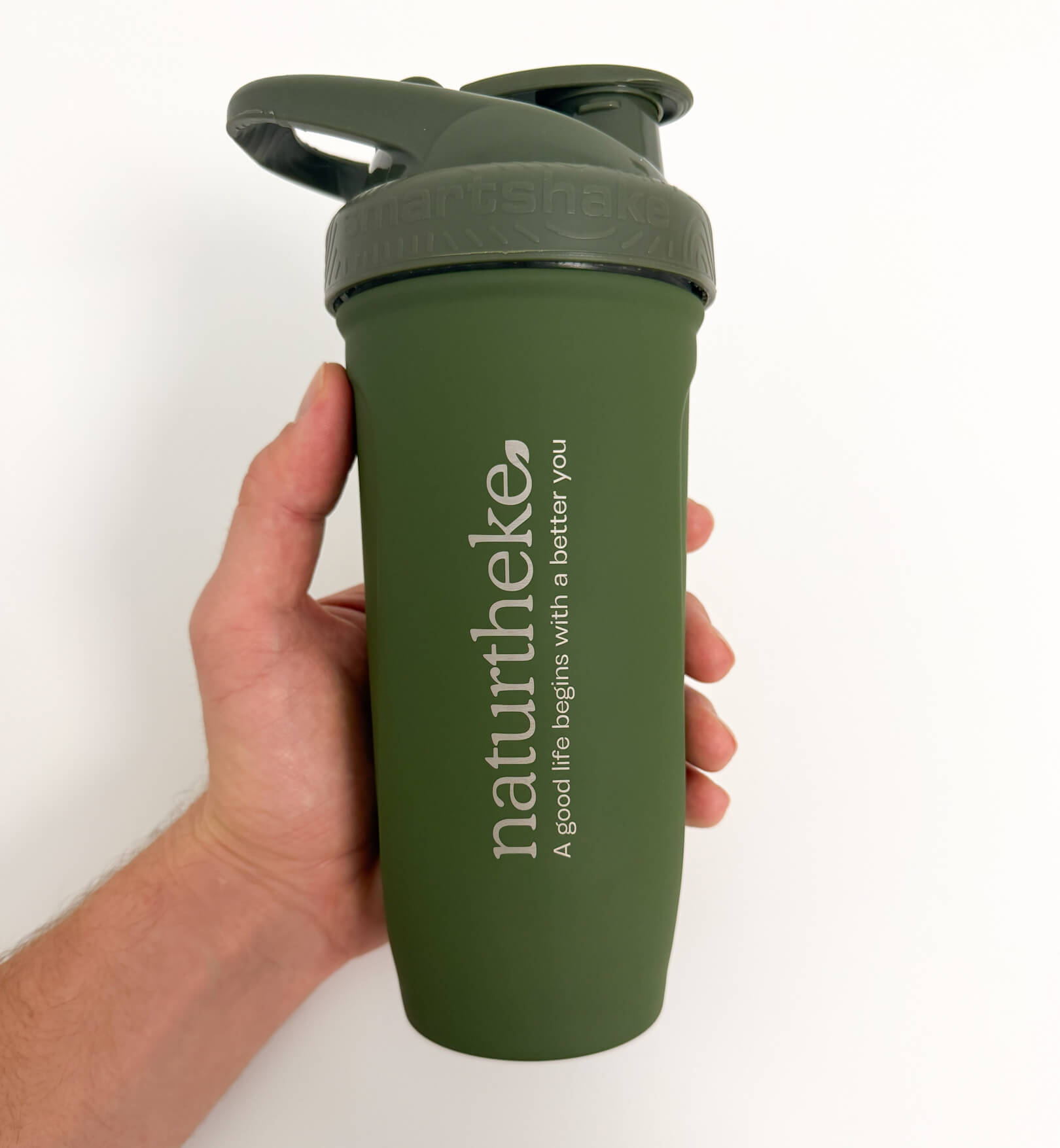 Smartshaker aus Edelstahl, 700ml Fassungsvermögen für Proteinshakes und Supplements Drinks, Shaker aus hochwertigem Edelstahl, robust und langlebig, auslaufsicherer Verschluss, Farbe olivgrün